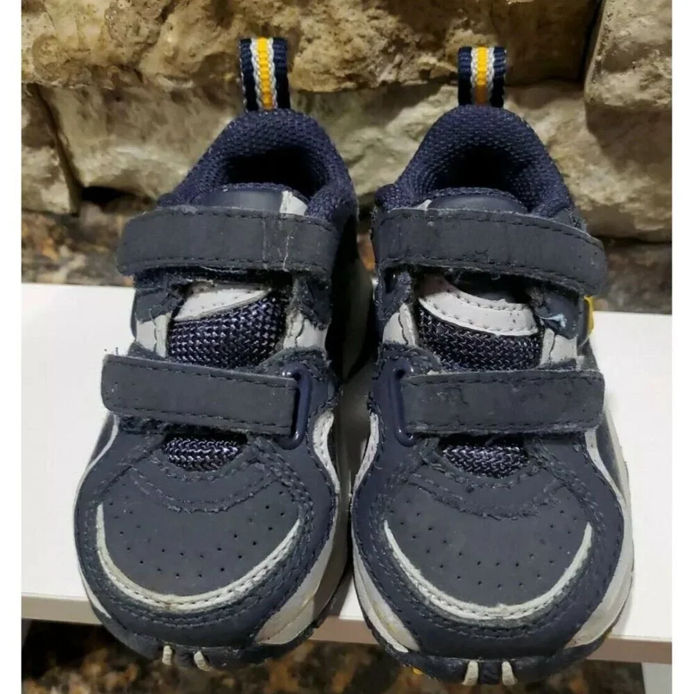 Reebok Toddlers Size 3 Blue and Gray